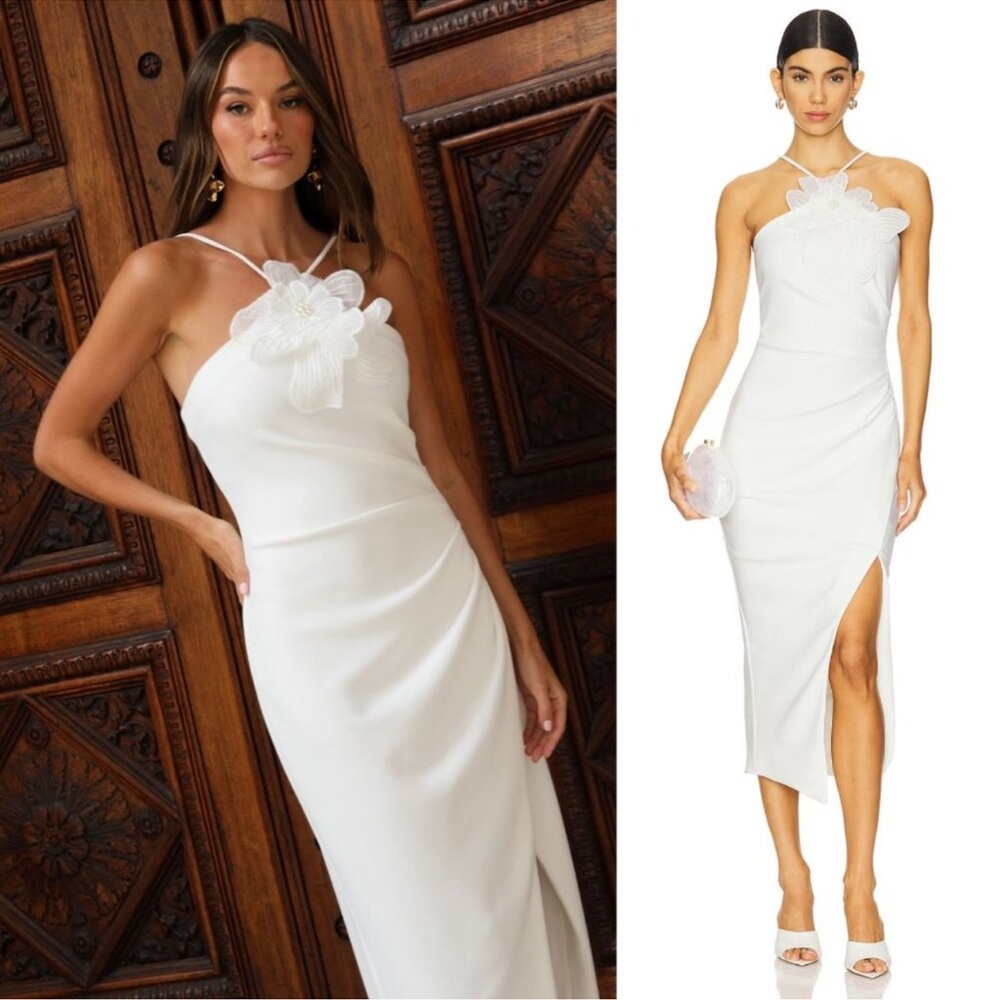 NEW Elliatt Janelle 3d Flower white halter Midi Dress sz L - Picture 2 of 9